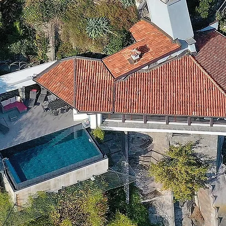 Casa Rondine By Fewotessin Hébergement de vacances