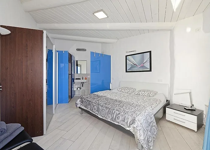 Casa Rondine By Fewotessin * Ronco sopra Ascona